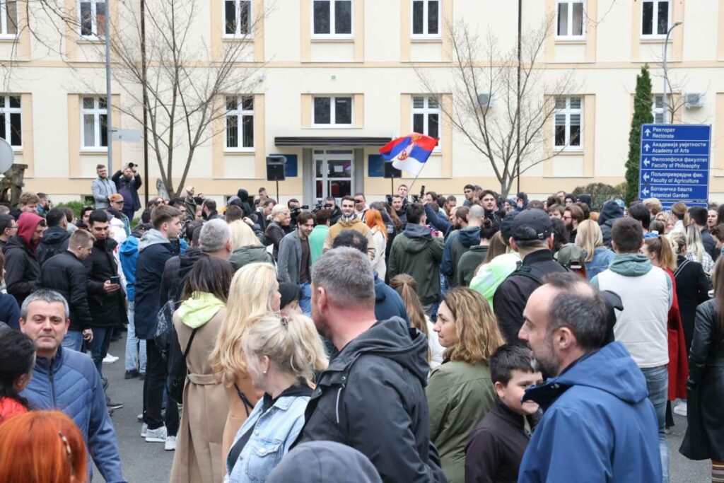 Banjalučki studenti u Kampusu poručili: Pumpajte jako Kampus-podrska-studentima-iz-Srbije