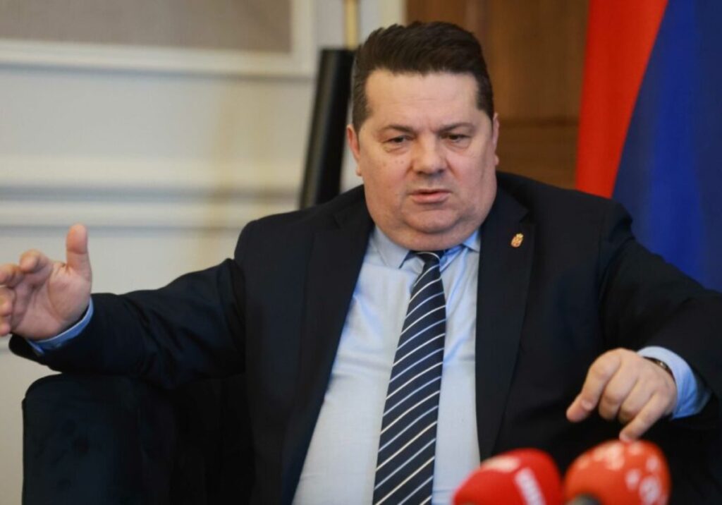 Stevandić o Šmitovim blokadama