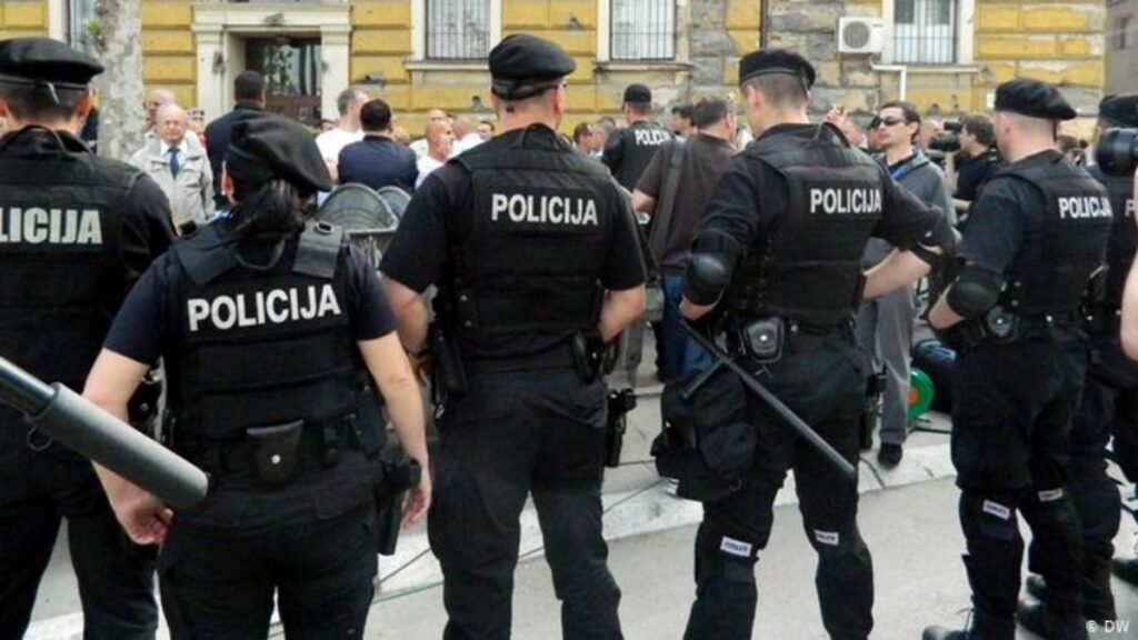 Policija