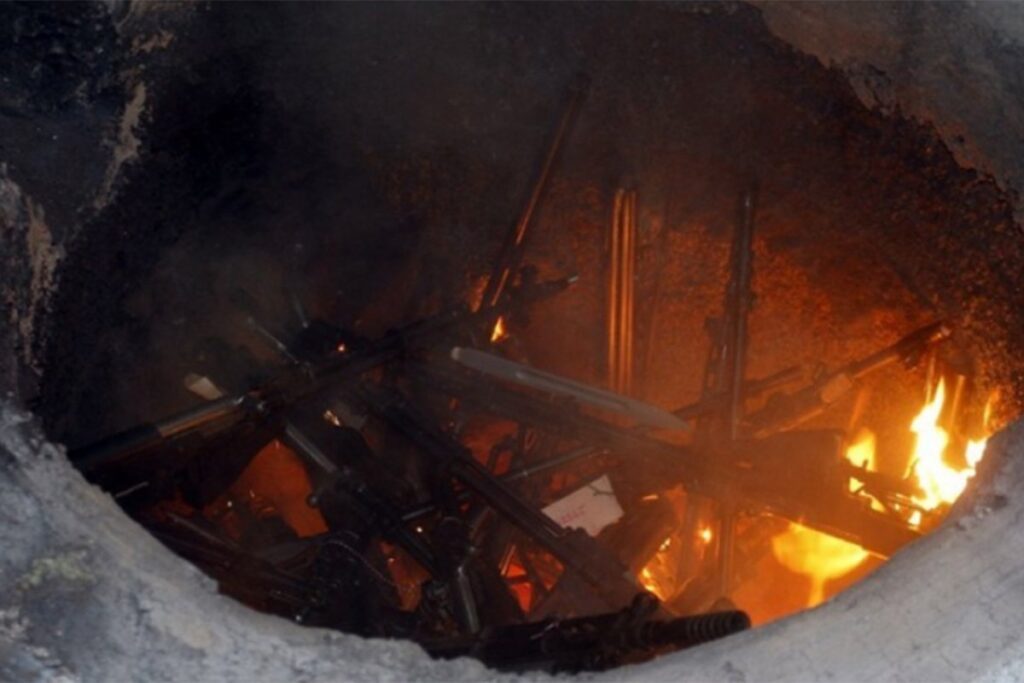 Policija u Jelšingradu topi oružje