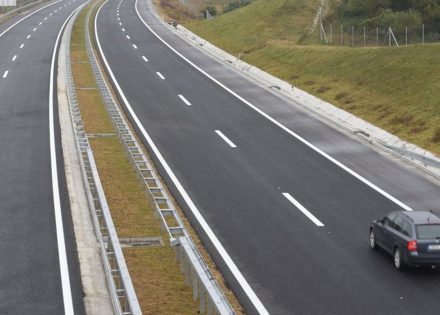 Auto put Banjaluka-Beograd?